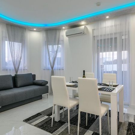 Complex Villa White PUY Exterior foto