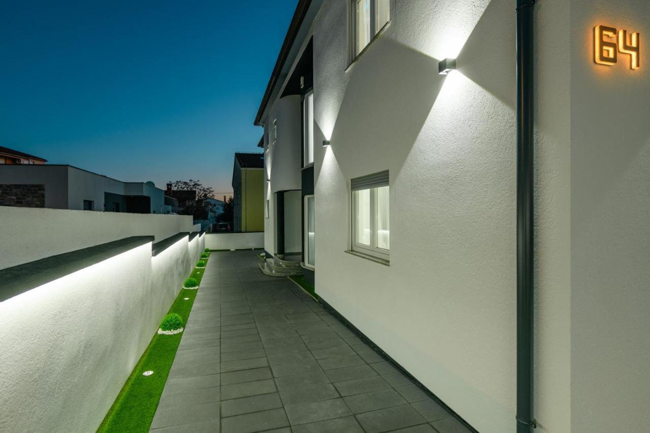 Complex Villa White PUY Exterior foto